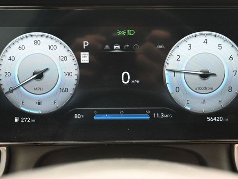 Used 2024 Hyundai Elantra Limited FWD image 12