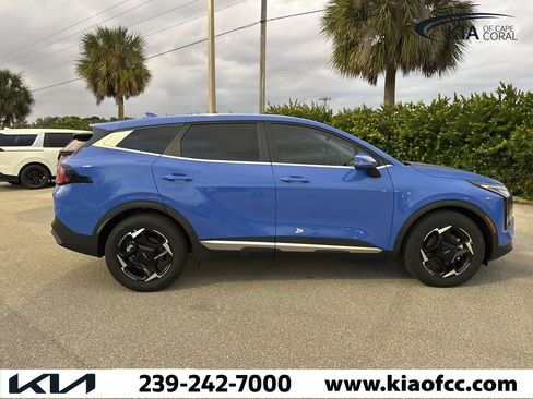 New 2026 Kia Sportage EX image 7