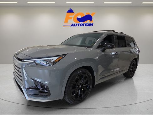 New 2026 Lexus TX 350 AWD image 2