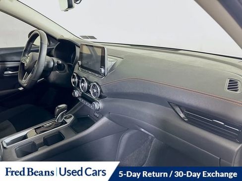 Used 2023 Nissan Sentra SR w/ Midnight Edition Package FWD image 27
