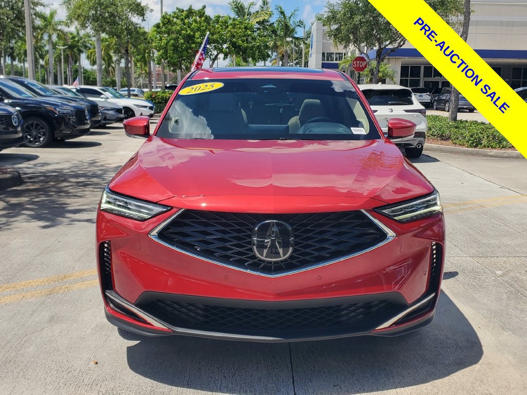 Used 2025 Acura MDX w/ Technology Package FWD image 2