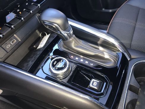 Used 2023 GMC Canyon AT4 AWD/4WD image 19