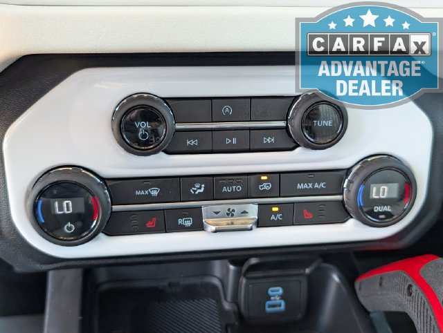 Used 2025 Ford Bronco Heritage Edition AWD/4WD image 14