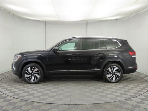 Certified 2024 Volkswagen Atlas SEL image 8