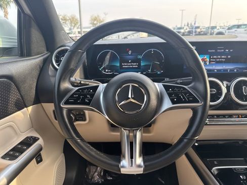 Used 2025 Mercedes-Benz GLA 250 4MATIC image 20