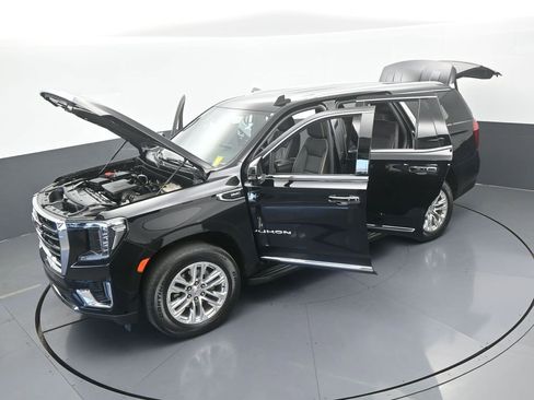 Used 2024 GMC Yukon SLT w/ SLT Luxury Package RWD image 77
