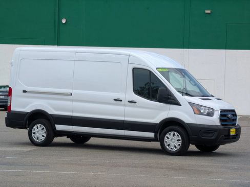 Used 2023 Ford E-Transit Medium Roof RWD image 1