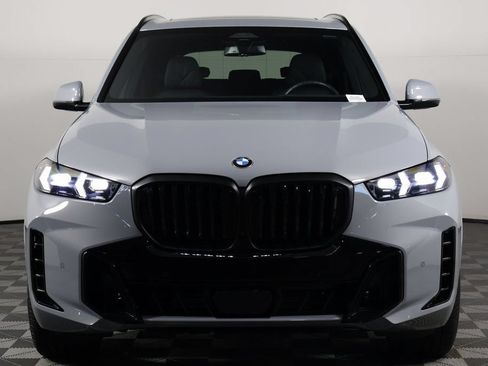 Used 2026 BMW X5 sDrive40i w/ M Sport Package RWD image 2