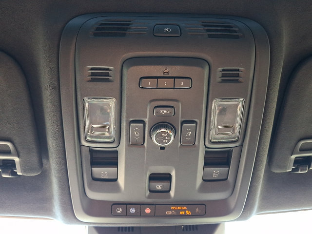 Certified 2024 Cadillac Escalade Sport Platinum w/ LPO, ONYX Package AWD/4WD image 25