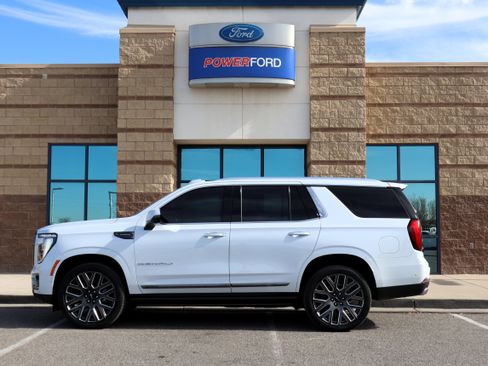 Used 2026 GMC Yukon Denali Ultimate image 9