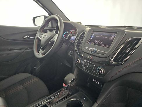 Used 2023 Chevrolet Equinox RS image 11