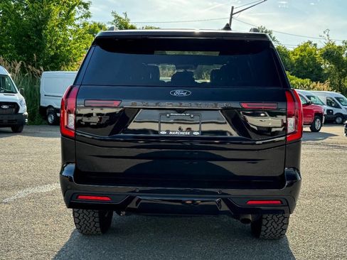 Used 2025 Ford Expedition Tremor AWD/4WD image 4