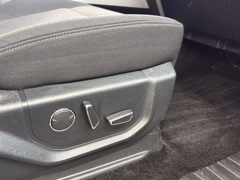 Used 2017 Ford F150 XLT w/ Equipment Group 302A Luxury image 23