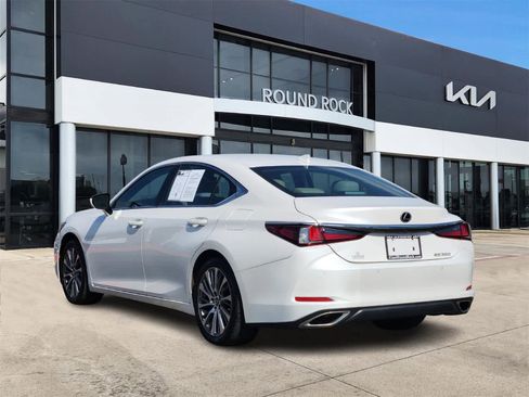 Used 2021 Lexus ES 350 w/ Premium Package image 6