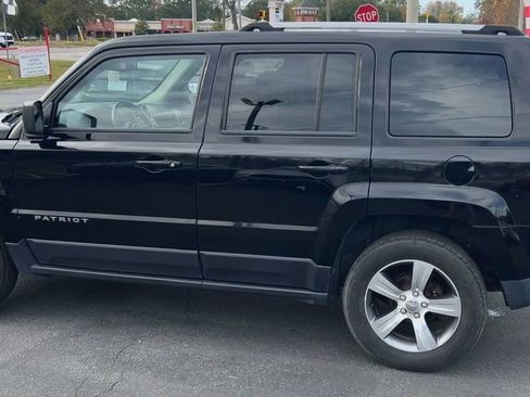Used 2017 Jeep Patriot High Altitude image 6