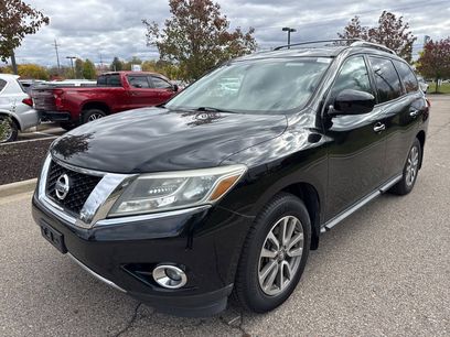 Used 2014 Nissan Pathfinder SV w/ Cargo Package