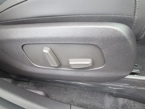 New 2027 Kia Carnival SX Prestige FWD image 17