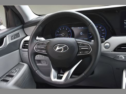 Used 2022 Hyundai Palisade SEL w/ Premium Package FWD image 18