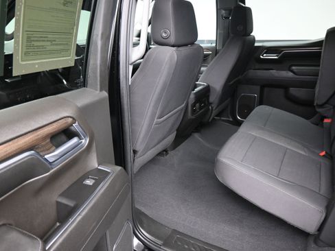 Used 2022 Chevrolet Silverado 1500 RST AWD/4WD image 17