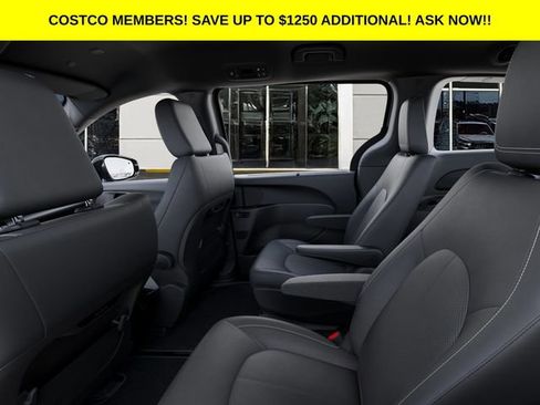 New 2026 Chrysler Pacifica Select AWD/4WD image 23