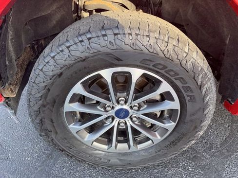 Used 2019 Ford F150 XLT w/ Equipment Group 302A Luxury image 27