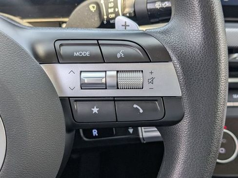 Used 2025 Hyundai Sonata SEL FWD image 23