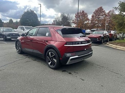 New 2026 Hyundai Ioniq 5 SEL image 18