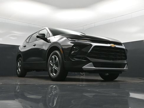 New 2026 Chevrolet Blazer LT FWD image 44