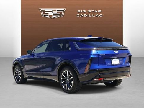 Used 2026 Cadillac Lyriq Premium Sport w/ LPO, Floor Liner Package RWD image 3