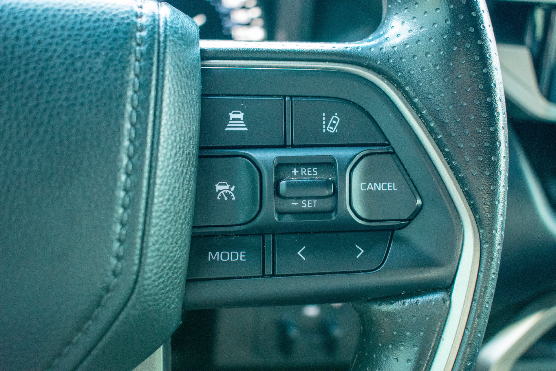 Used 2025 Toyota Tundra SR5 AWD/4WD image 37