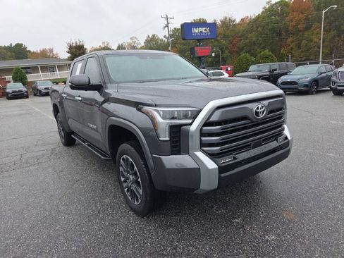 Used 2024 Toyota Tundra Limited image 2