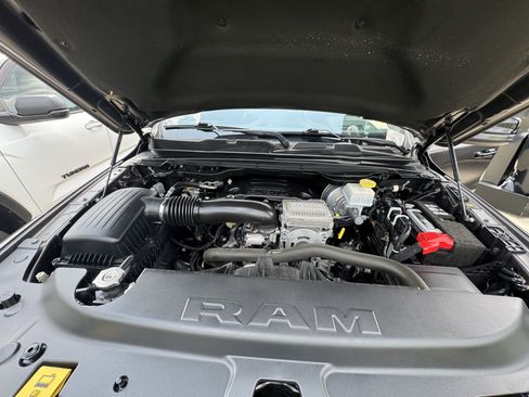 Used 2023 RAM 1500 Big Horn AWD/4WD image 33