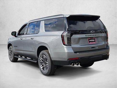 New 2026 Chevrolet Suburban Z71 image 9