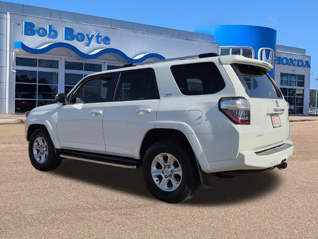 Used 2023 Toyota 4Runner SR5 Premium w/ Moonroof Package RWD image 4