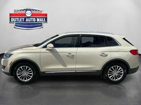 Used 2016 Lincoln MKX Select w/ Select Plus Package FWD image 6