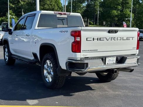 Used 2021 Chevrolet Silverado 2500 LTZ w/ LTZ Plus Package AWD/4WD image 6
