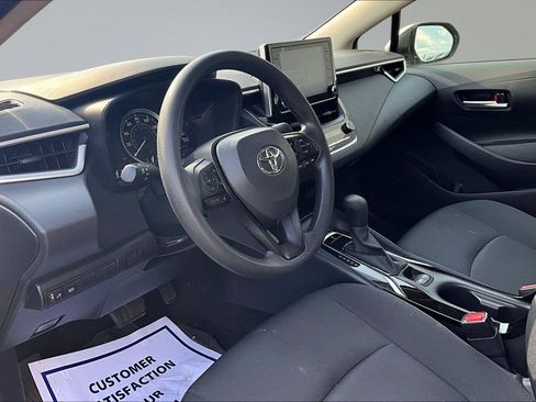 Used 2020 Toyota Corolla LE FWD image 14