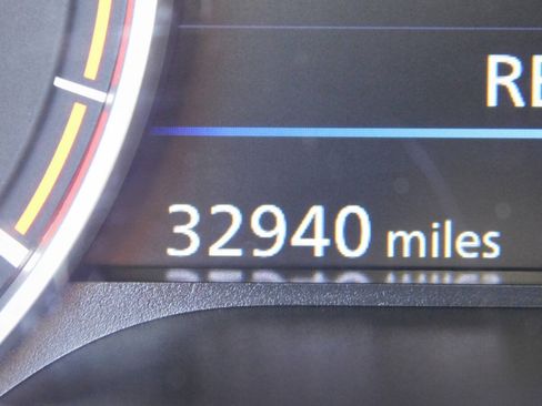 Used 2025 Nissan Altima 2.5 SV FWD image 8