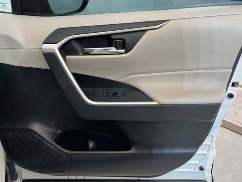 Used 2021 Toyota RAV4 XLE Premium w/ Carpet Mat Package (TMS) image 24
