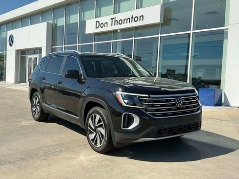 Used 2024 Volkswagen Atlas SEL image 1