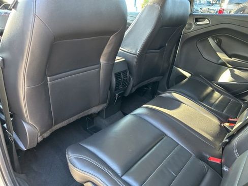 Used 2016 Ford Escape Titanium image 12