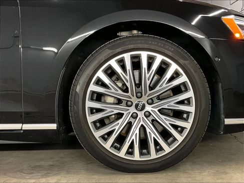 Used 2021 Audi A8 L 3.0T w/ Executive Plus Package image 11