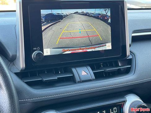 Certified 2024 Toyota RAV4 LE AWD/4WD image 29