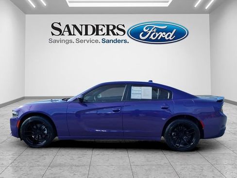 Used 2023 Dodge Charger SXT w/ Cold Weather Package image 5