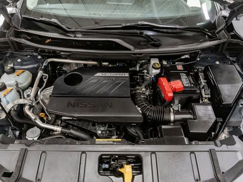 Used 2024 Nissan Rogue SV FWD image 3