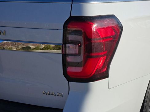 Used 2024 Ford Expedition Max Limited image 13