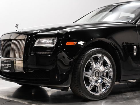 Used 2012 Rolls-Royce Ghost RWD image 5