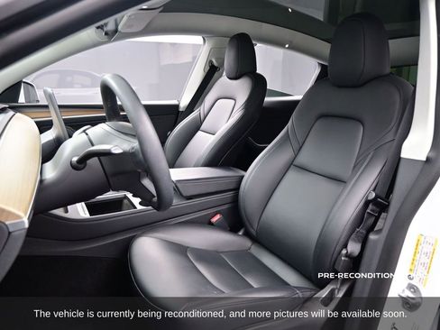 Used 2023 Tesla Model Y Long Range image 7