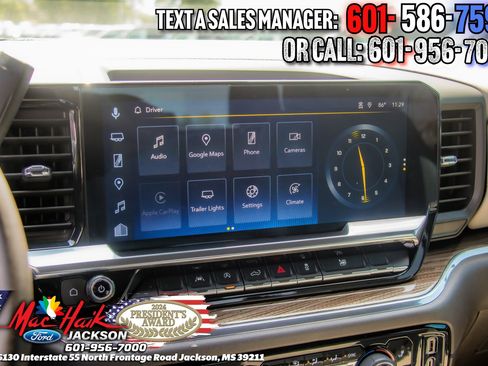 Used 2023 Chevrolet Silverado 1500 LT AWD/4WD image 17