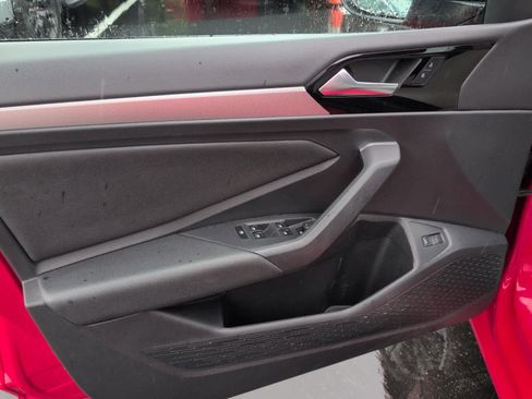 Used 2020 Volkswagen Jetta R-Line w/ R-Line Cold Weather Package image 15